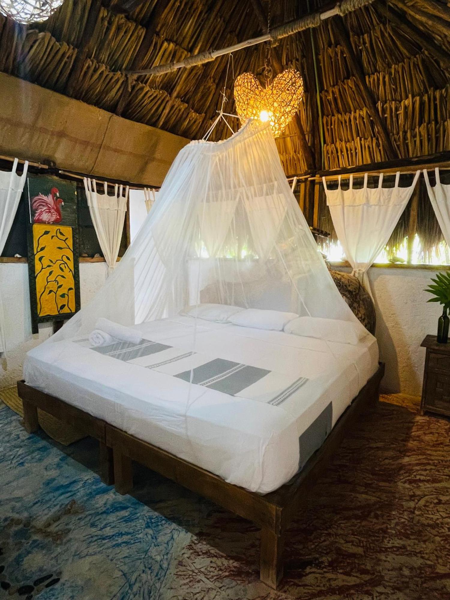 Casa Jade Ecobungalows Las Coloradas Yuluc Exteriör bild