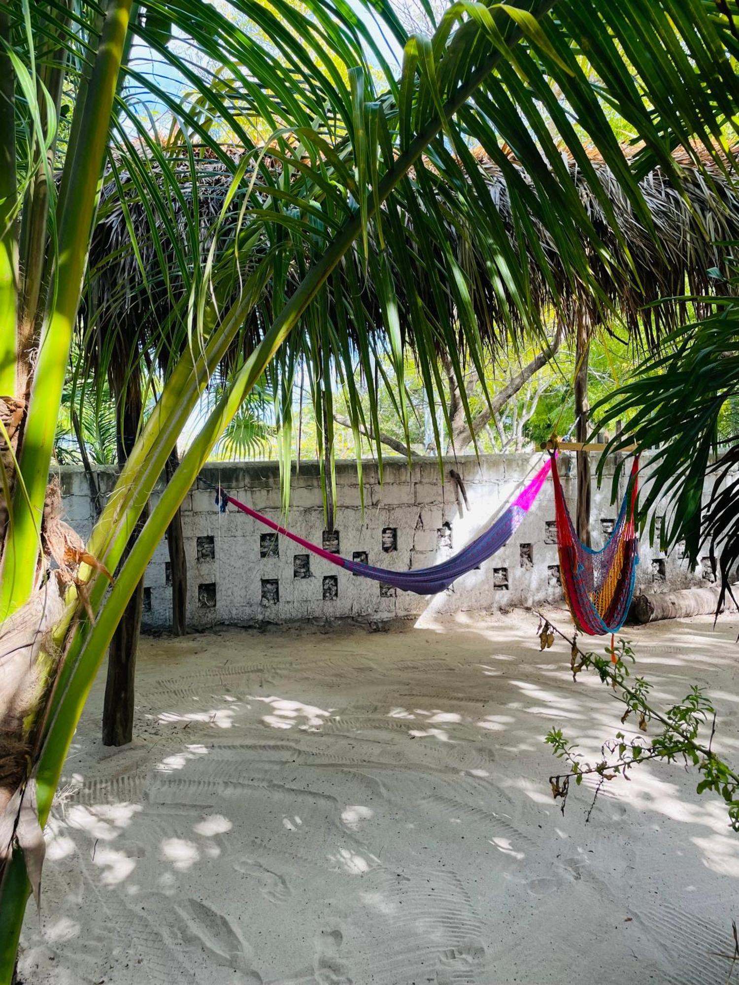 Casa Jade Ecobungalows Las Coloradas Yuluc Exteriör bild